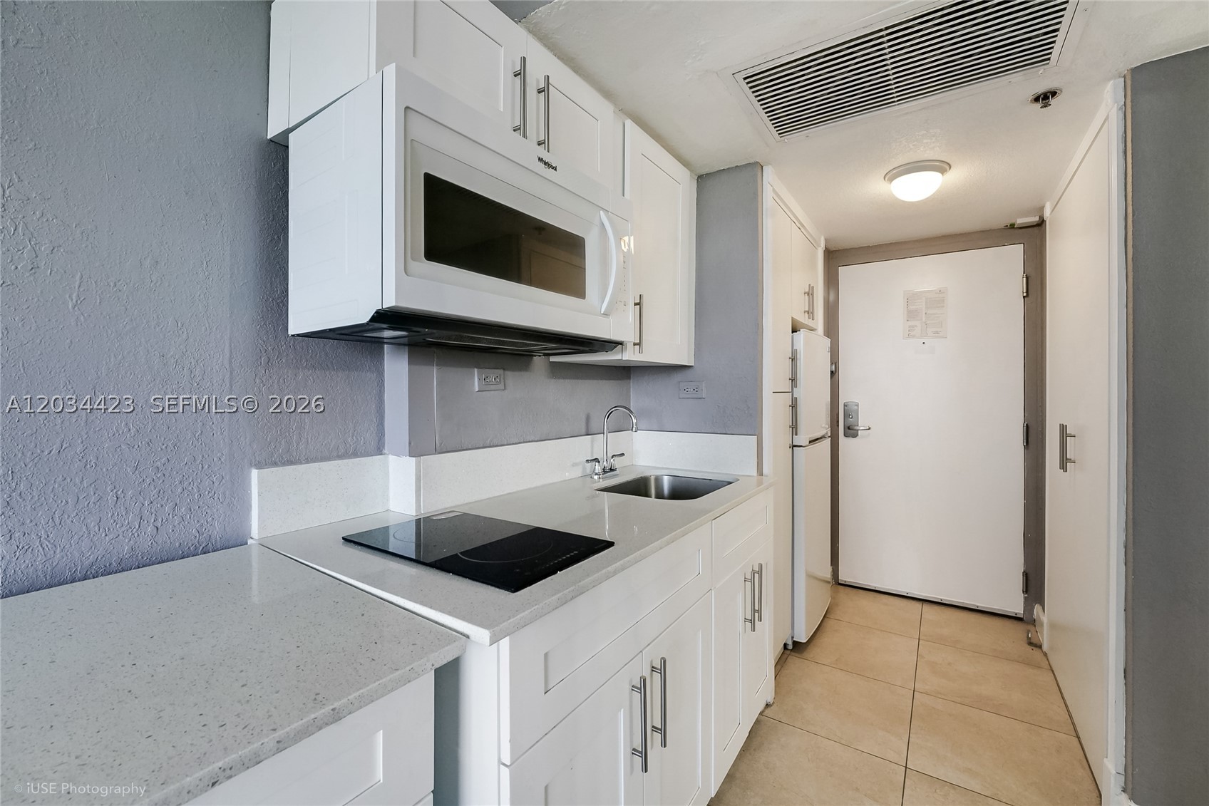 THE AVENTURA BEACH CLUB C - Residential