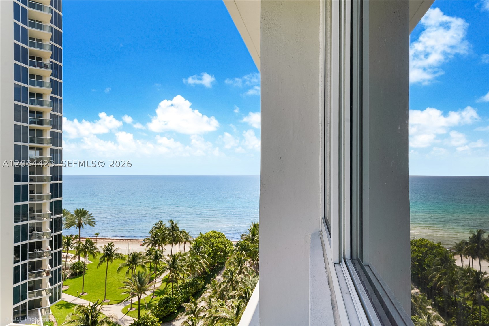 THE AVENTURA BEACH CLUB C - Residential