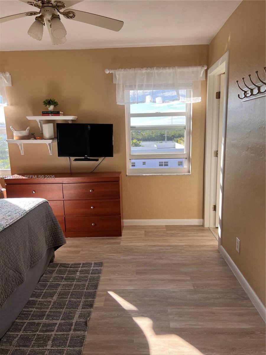 IMPERIAL WESTBURY CO-OP - Residential