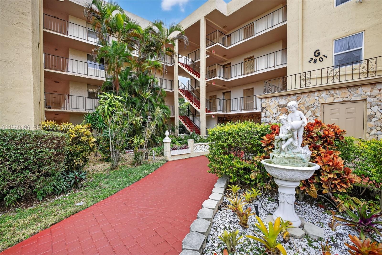 SOMERSET NO SEVEN CONDO - Residential