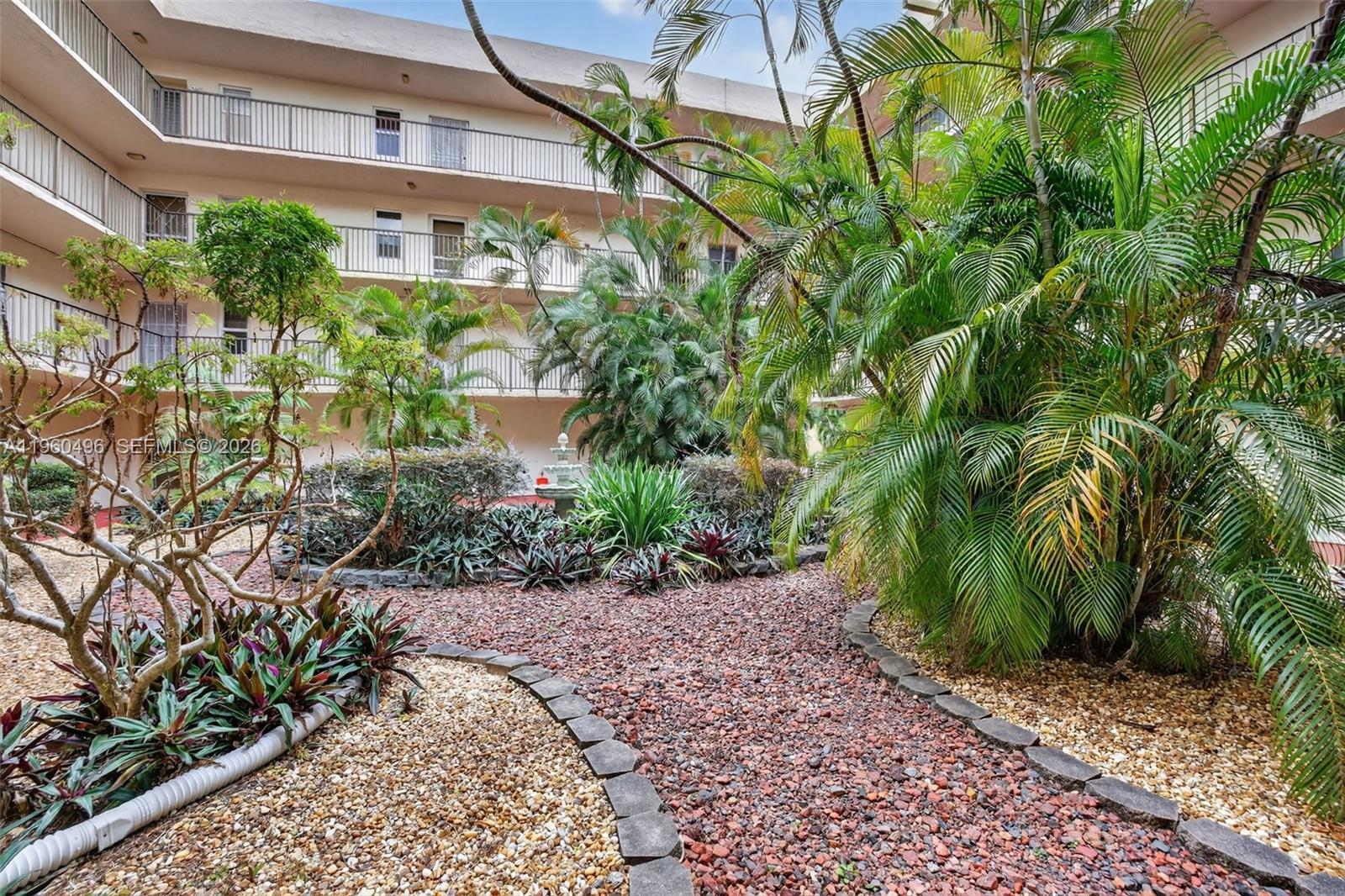 SOMERSET NO SEVEN CONDO - Residential