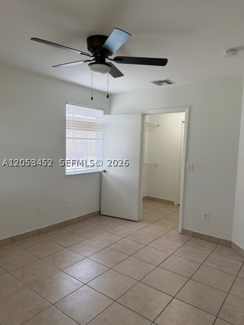 LA HACIENDA COUNTRY CLUB - Residential Lease