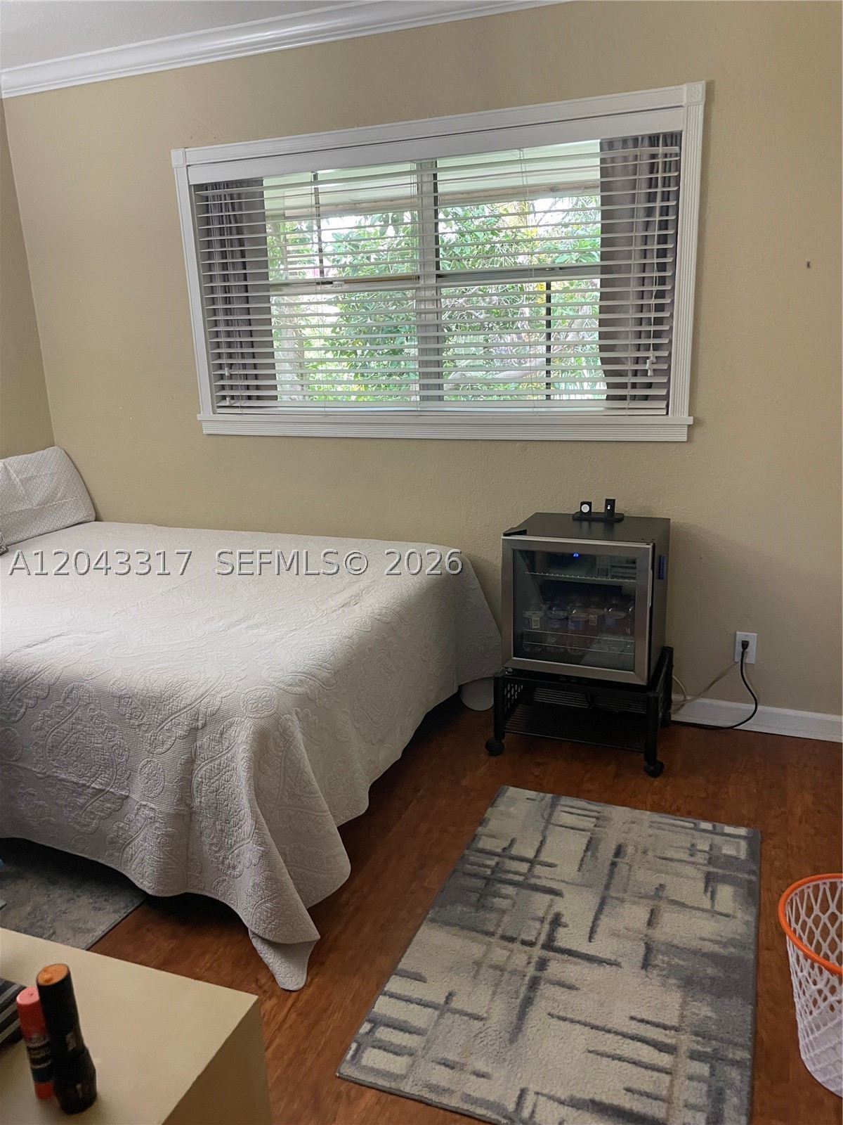VILLAS OF PINECREST CONDO - Residential