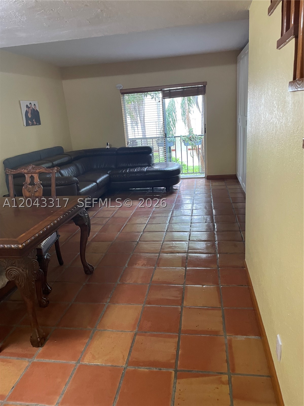 VILLAS OF PINECREST CONDO - Residential