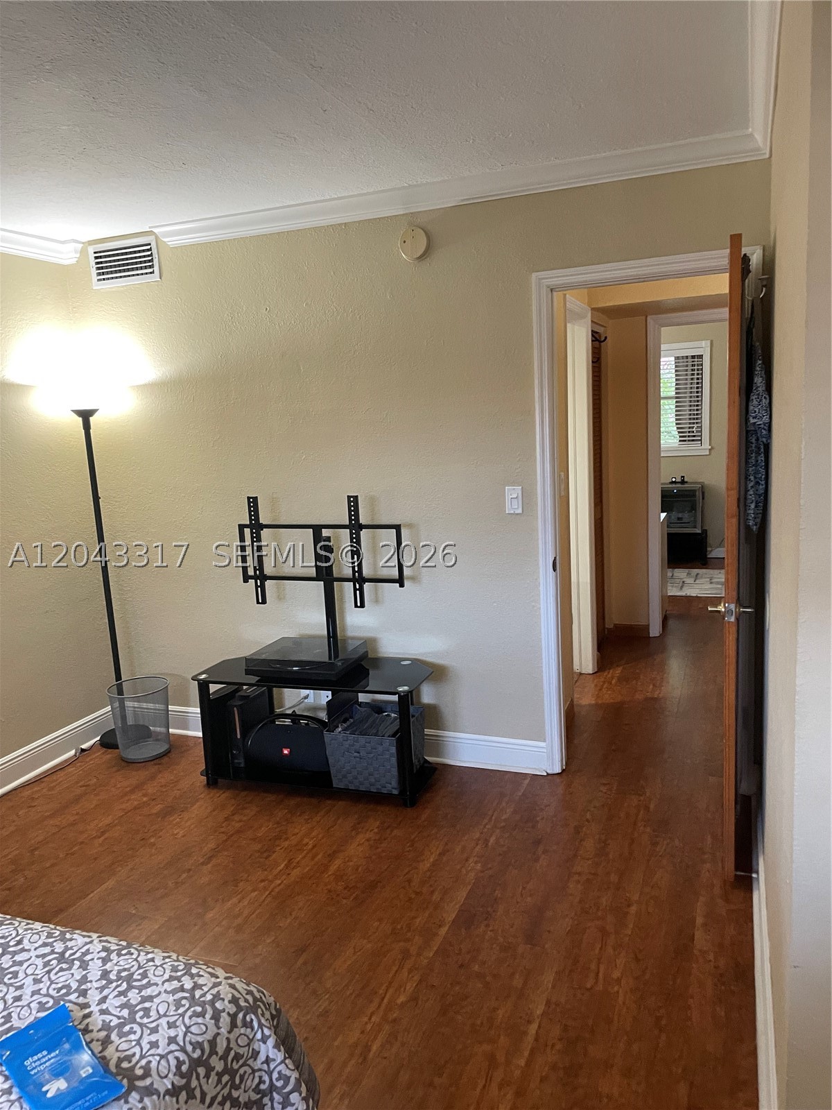 VILLAS OF PINECREST CONDO - Residential