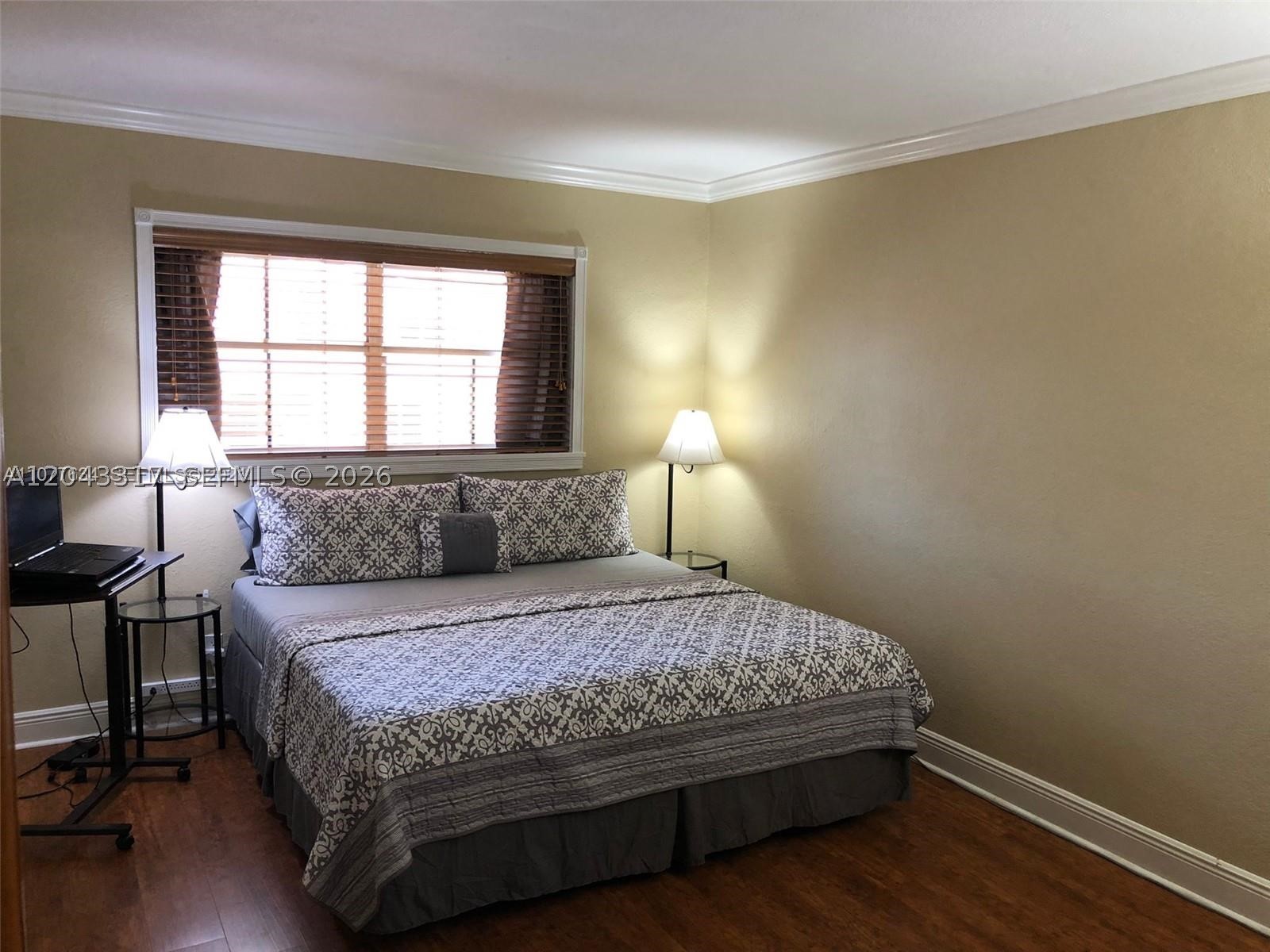 VILLAS OF PINECREST CONDO - Residential