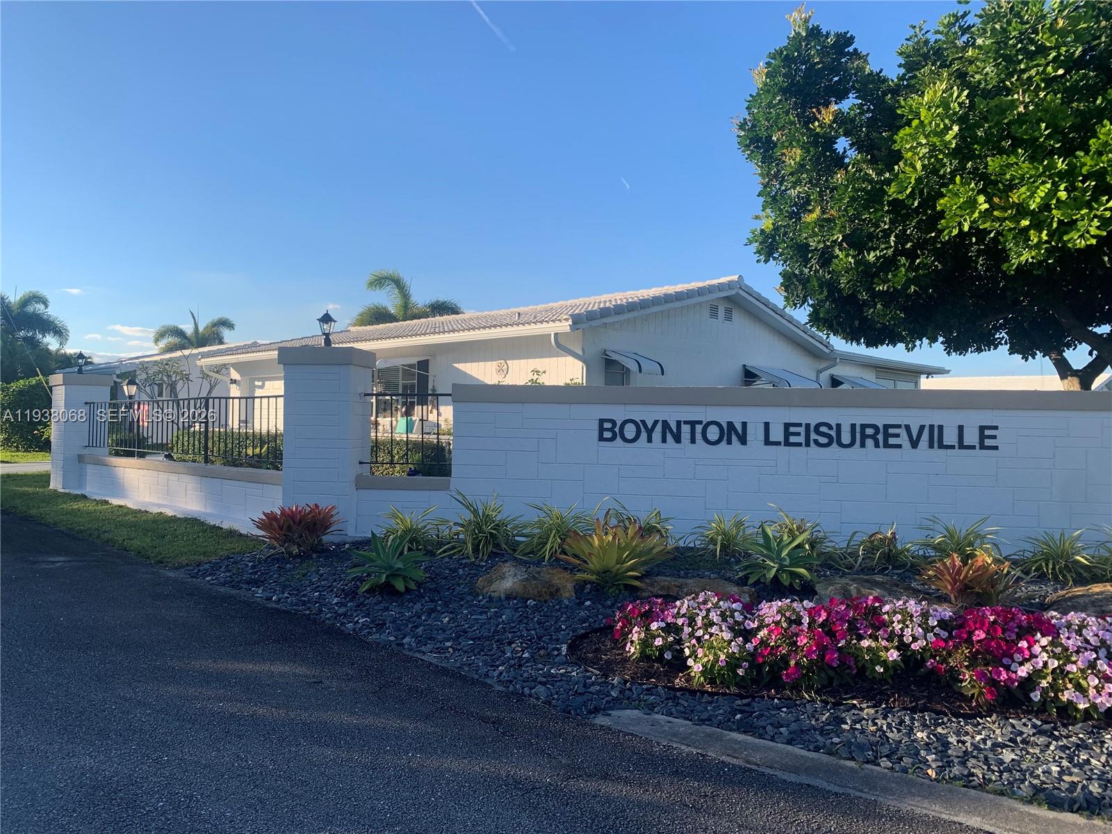 PALM BEACH LEISUREVILLE S - Residential