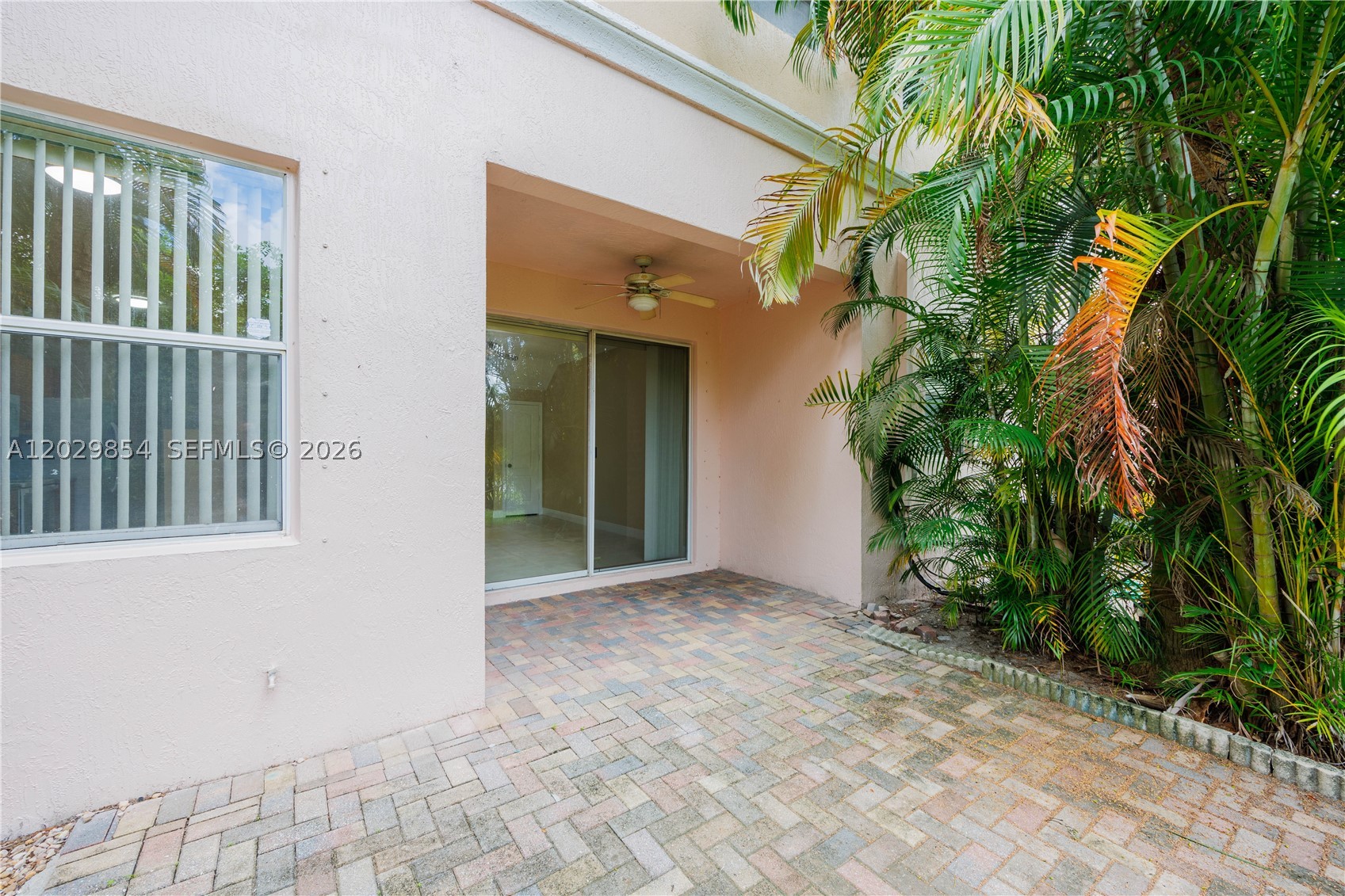 SEMINOLE PALMS - Residential