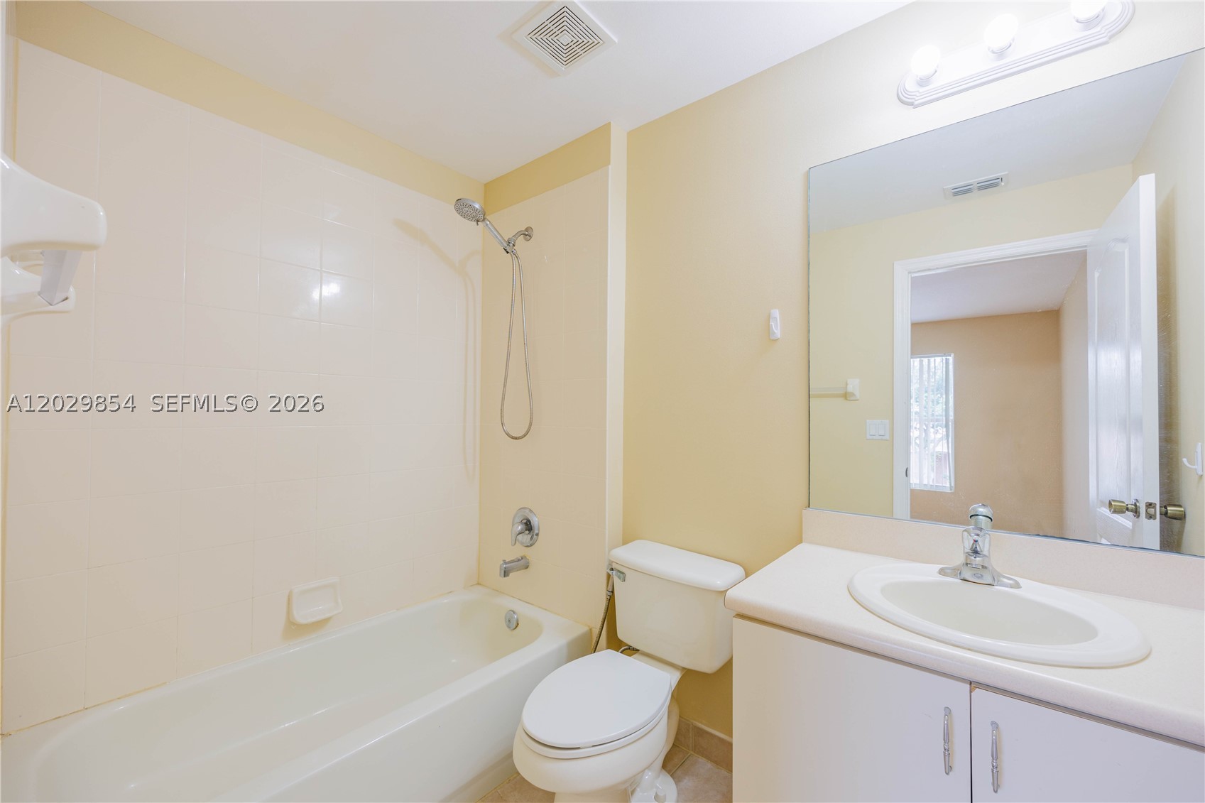 SEMINOLE PALMS - Residential