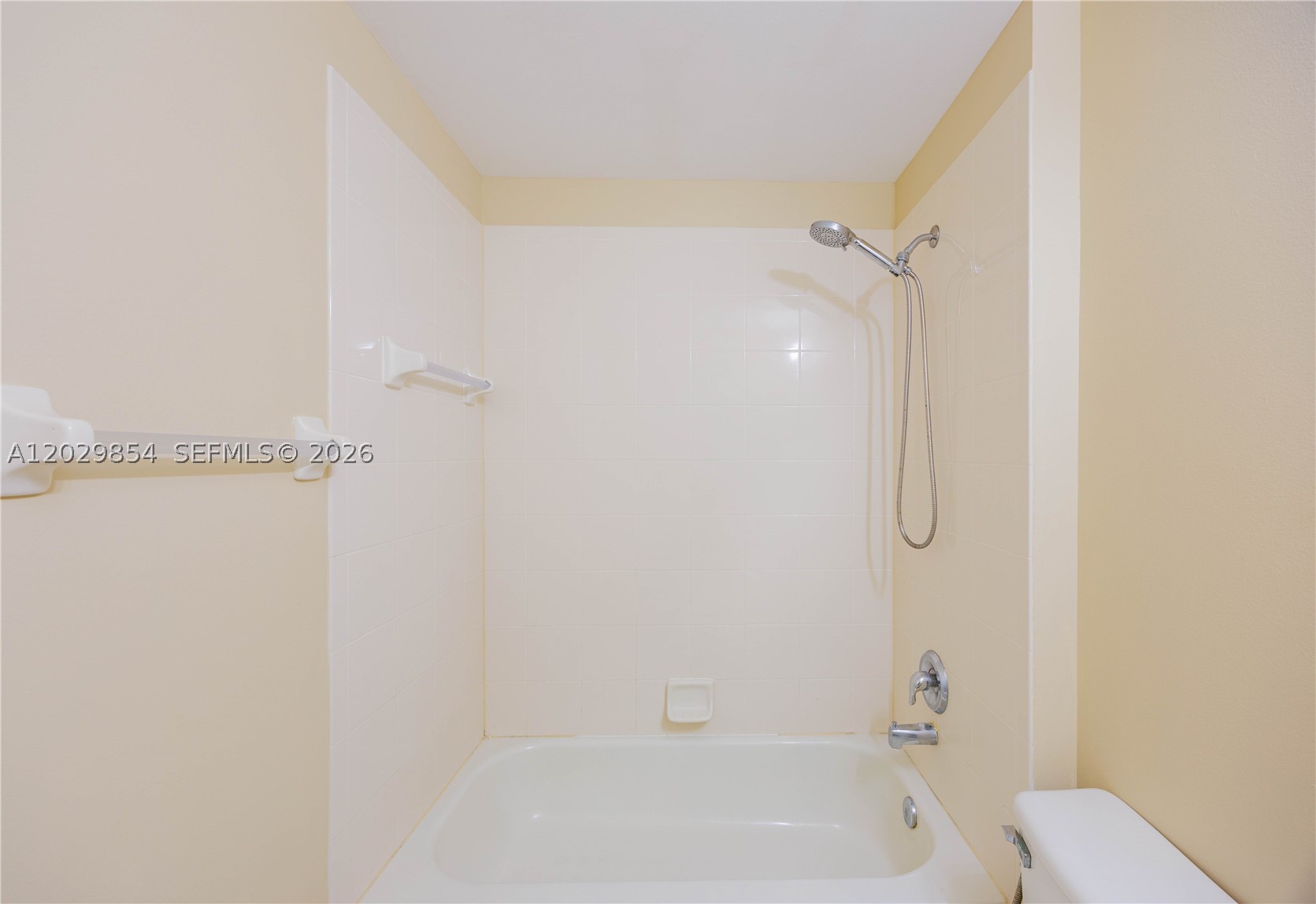 SEMINOLE PALMS - Residential