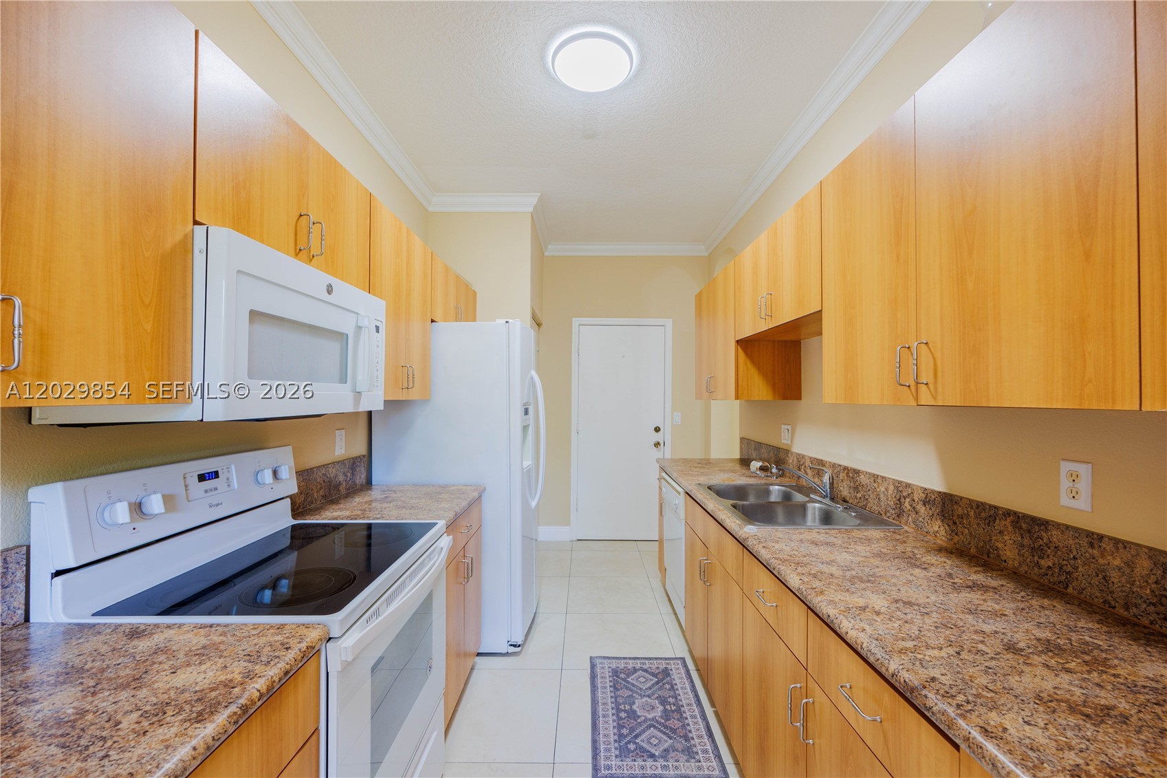 SEMINOLE PALMS - Residential