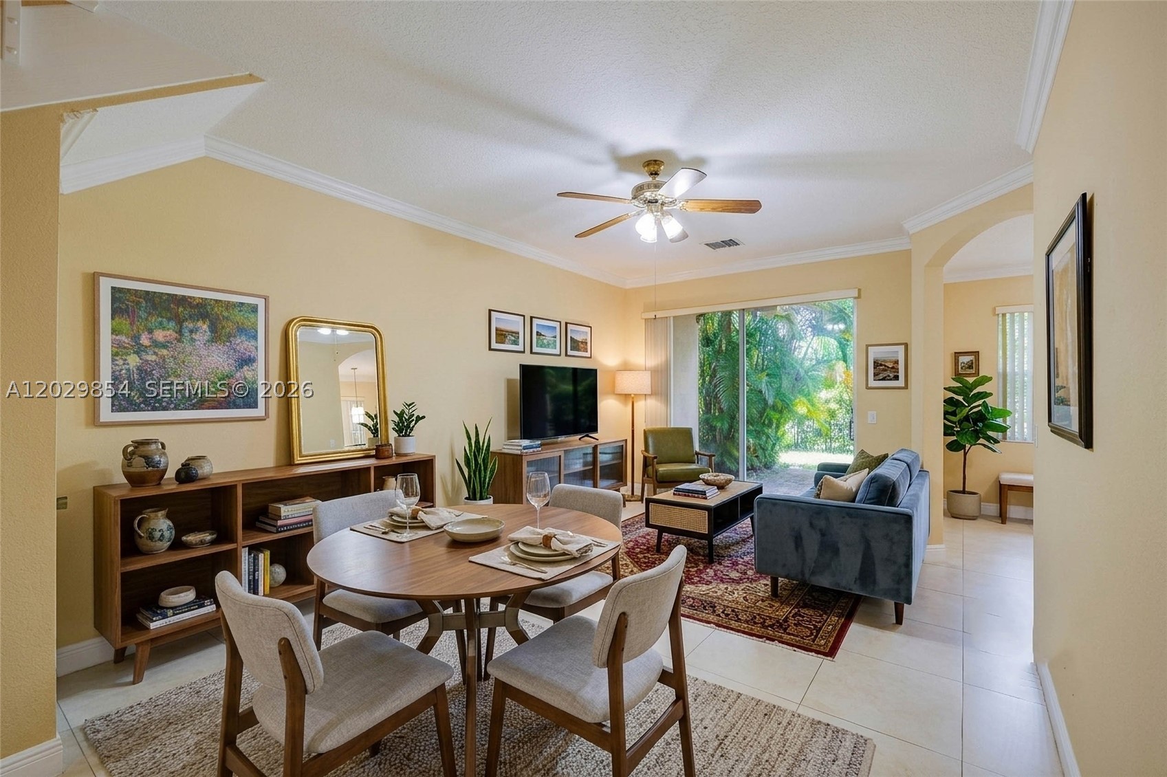 SEMINOLE PALMS - Residential