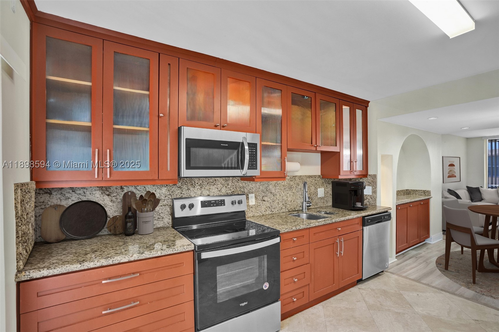 MANGO HILL CONDO NO 2 - Residential