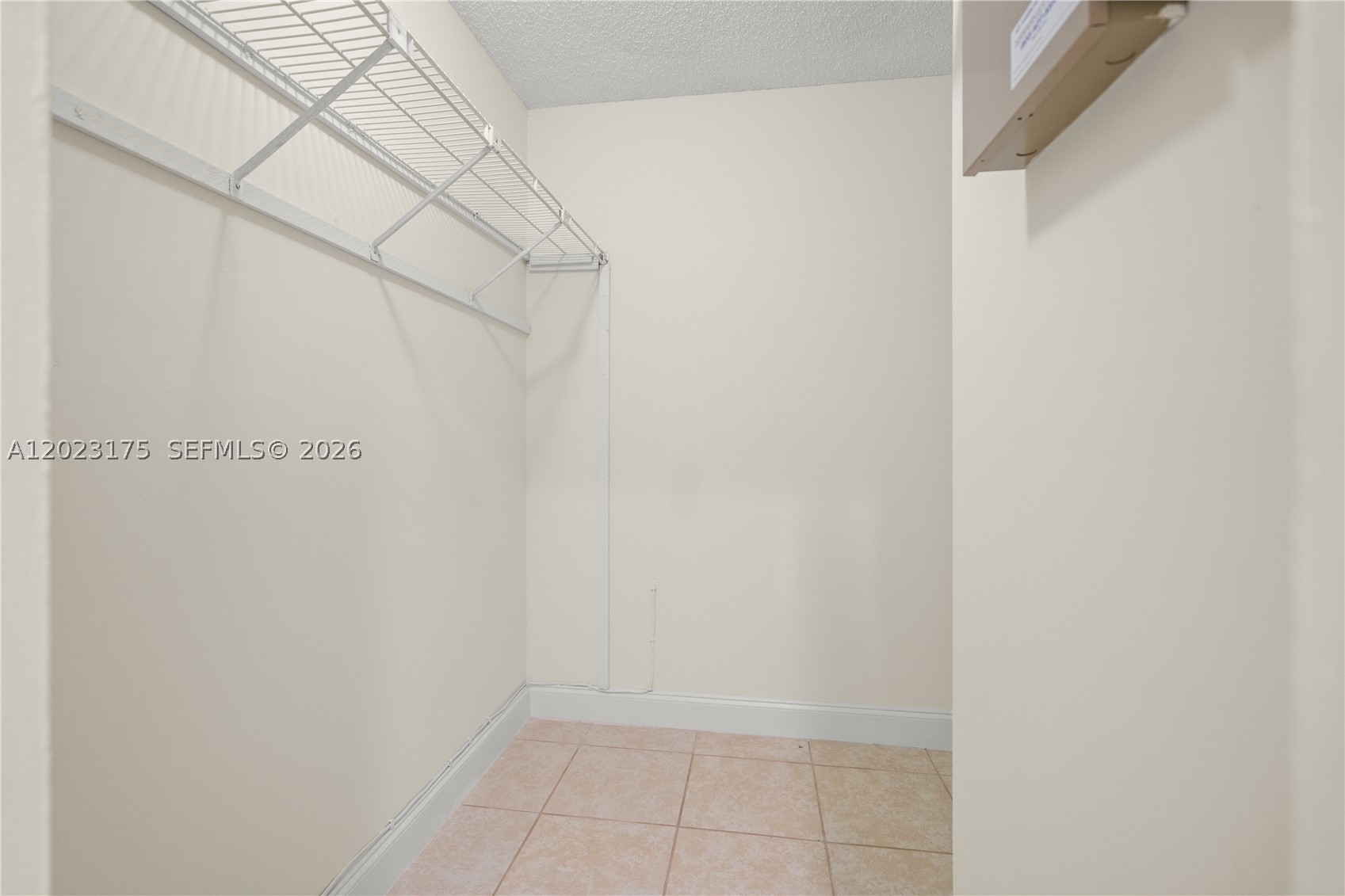 CEDAR LANDING AT JACARANDA - Residential