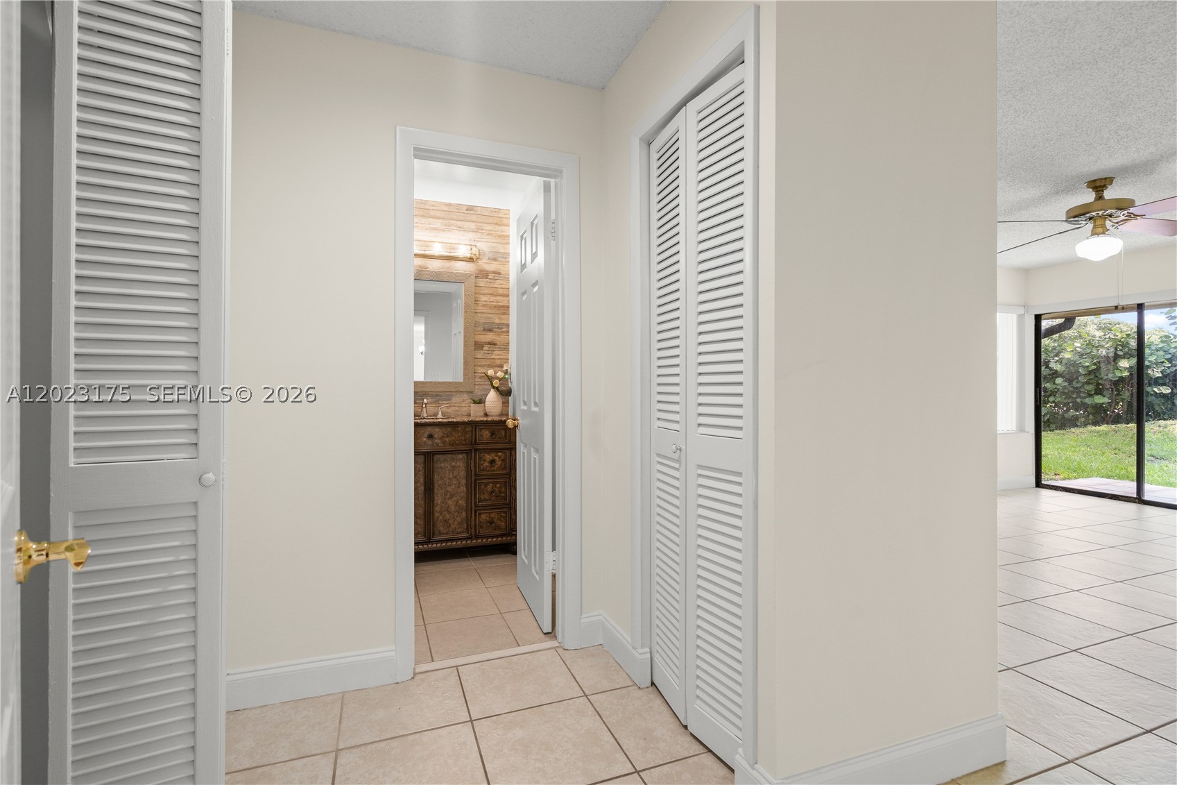 CEDAR LANDING AT JACARANDA - Residential