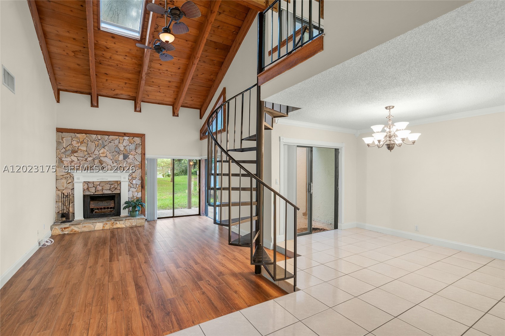 CEDAR LANDING AT JACARANDA - Residential