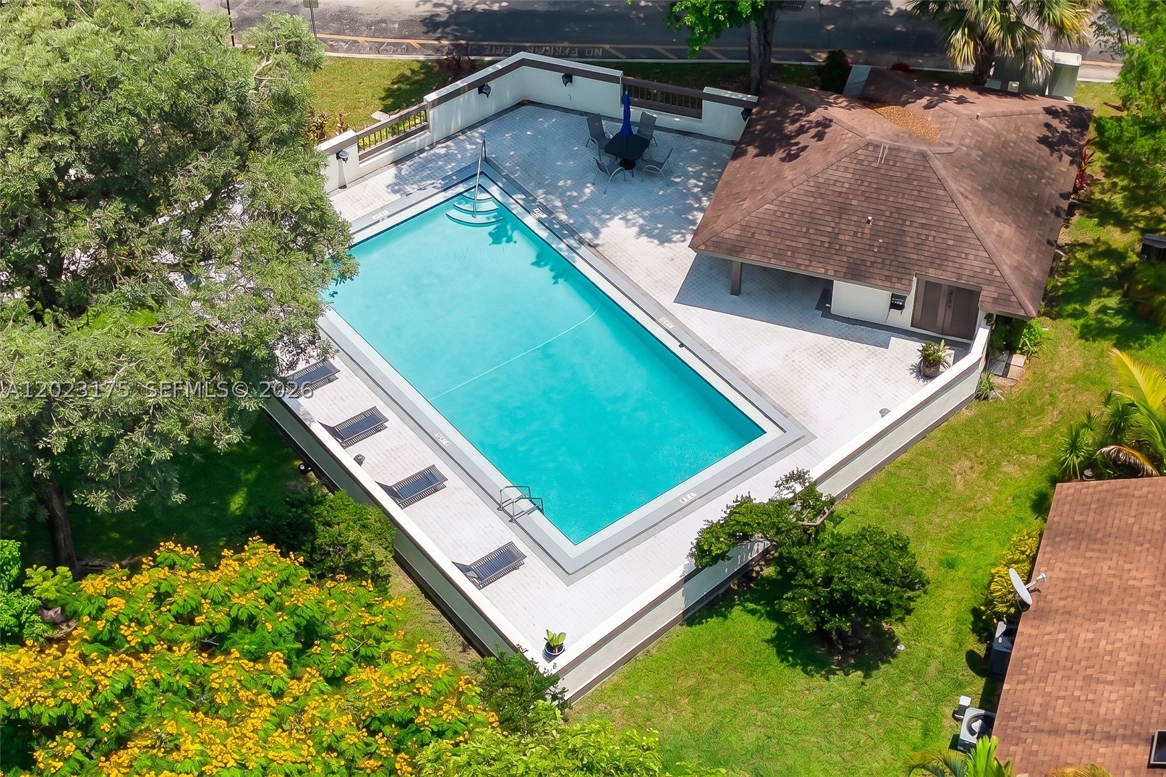 CEDAR LANDING AT JACARANDA - Residential