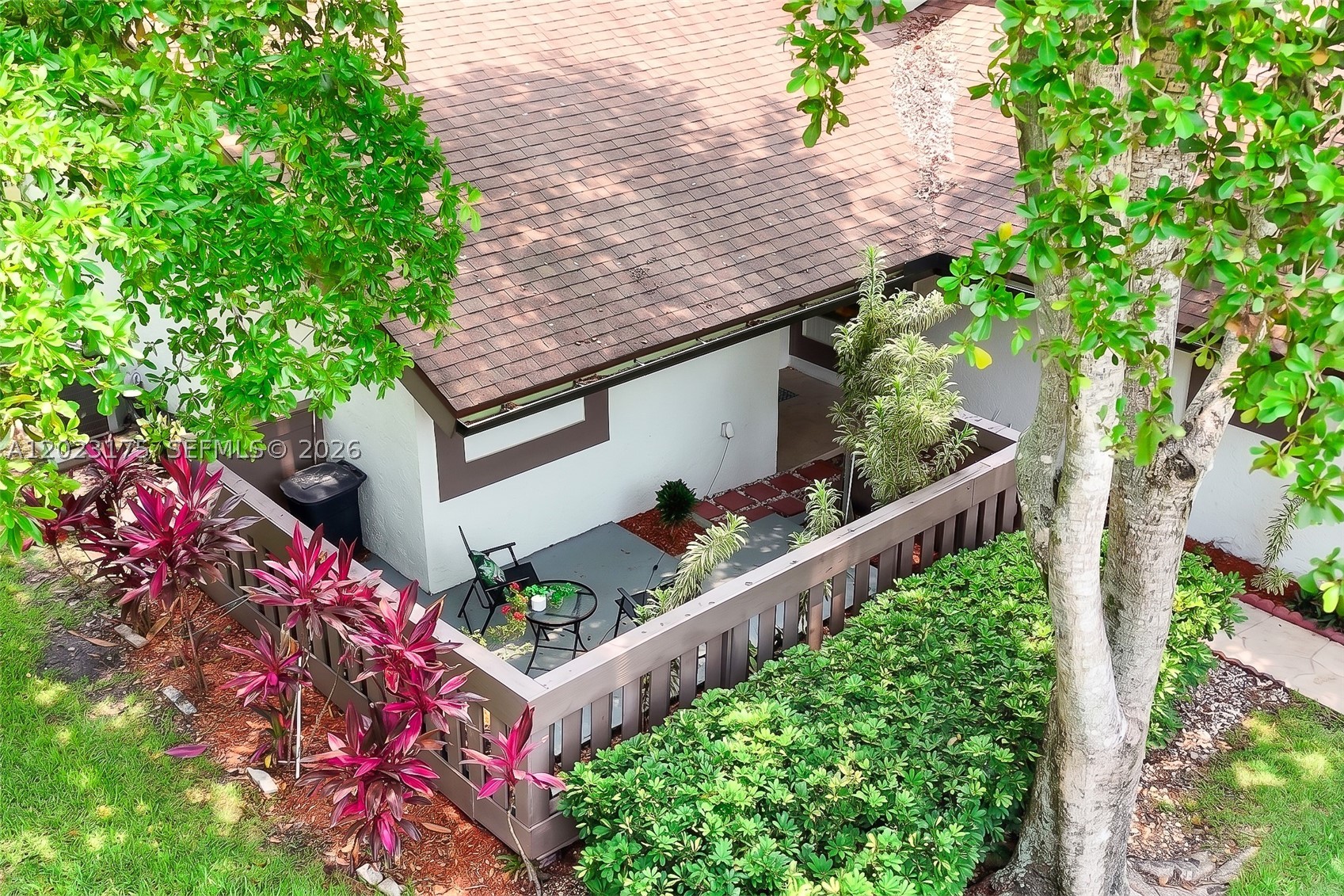 CEDAR LANDING AT JACARANDA - Residential