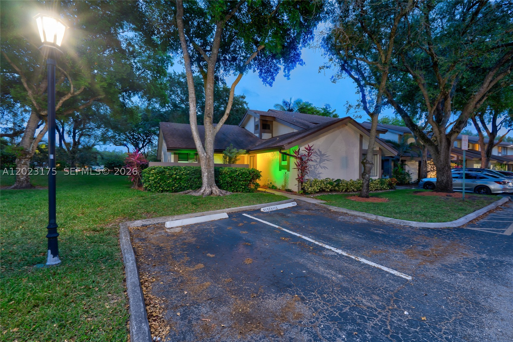 CEDAR LANDING AT JACARANDA - Residential