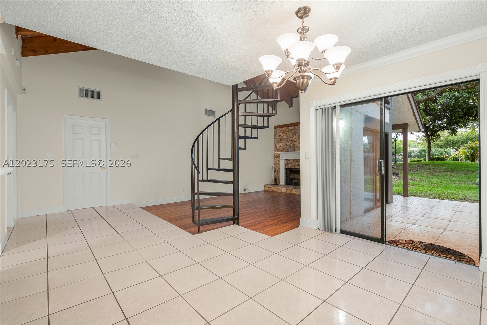 CEDAR LANDING AT JACARANDA - Residential