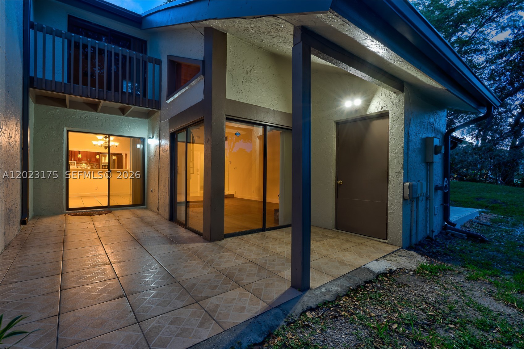 CEDAR LANDING AT JACARANDA - Residential