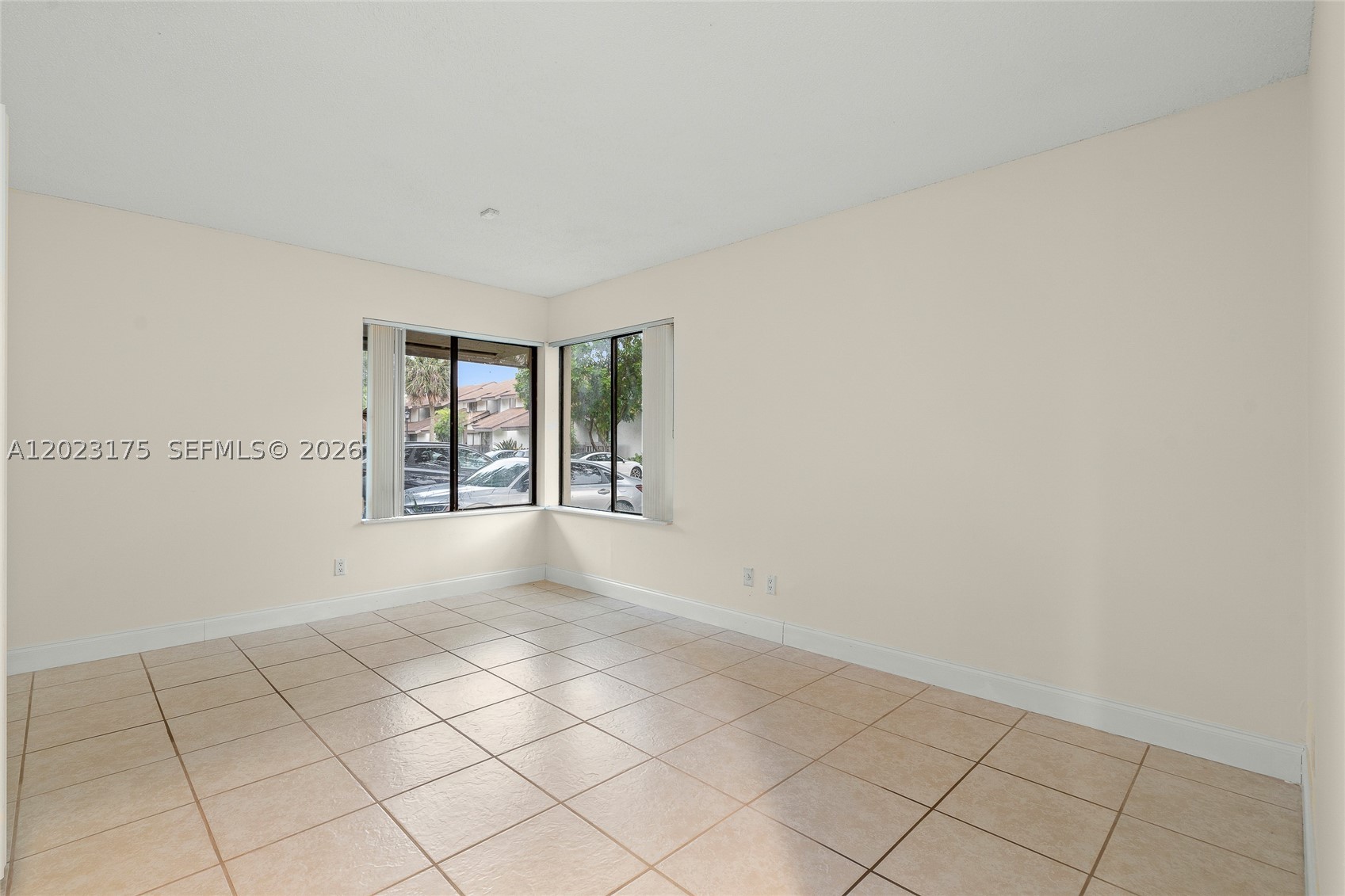 CEDAR LANDING AT JACARANDA - Residential