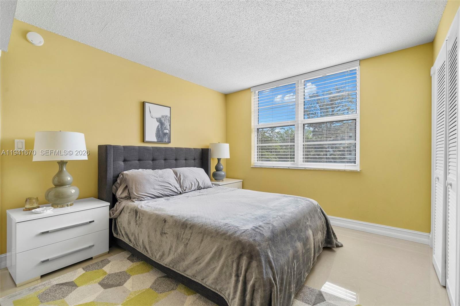 NO 102 PALM-AIRE COUNTRY - Residential