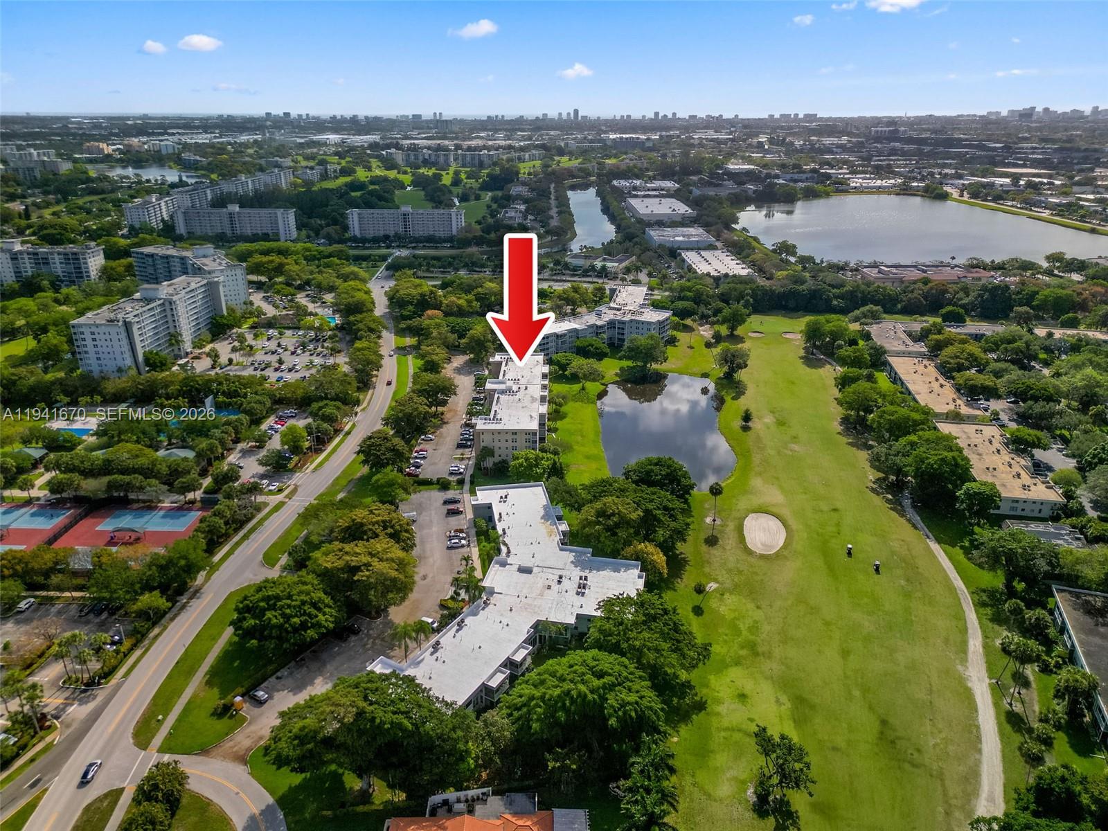 NO 102 PALM-AIRE COUNTRY - Residential