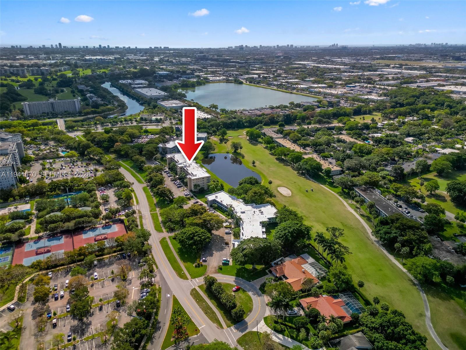 NO 102 PALM-AIRE COUNTRY - Residential