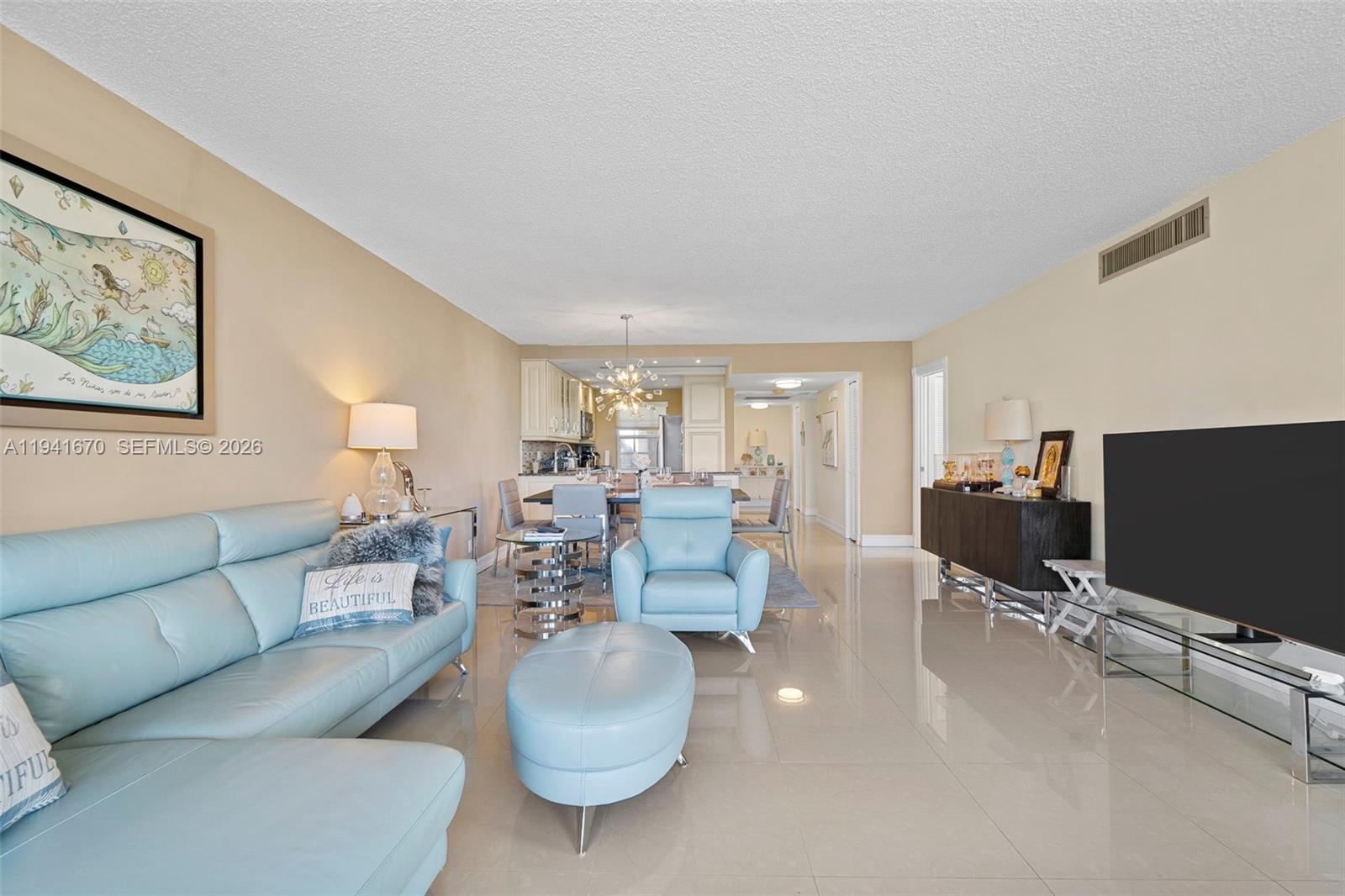 NO 102 PALM-AIRE COUNTRY - Residential