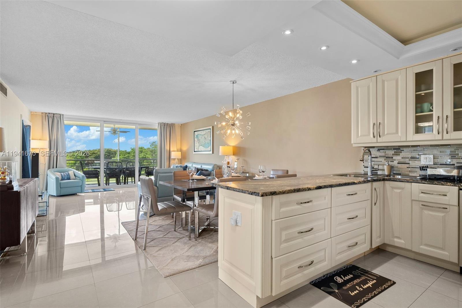 NO 102 PALM-AIRE COUNTRY - Residential