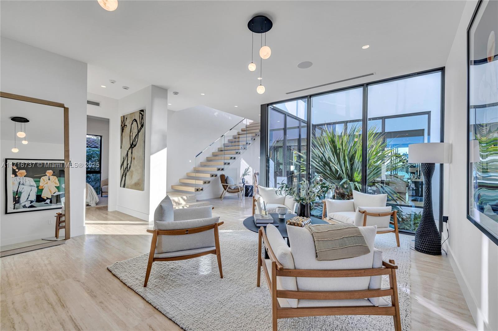 BISCAYNE BEACH-2ND ADDN - Residential