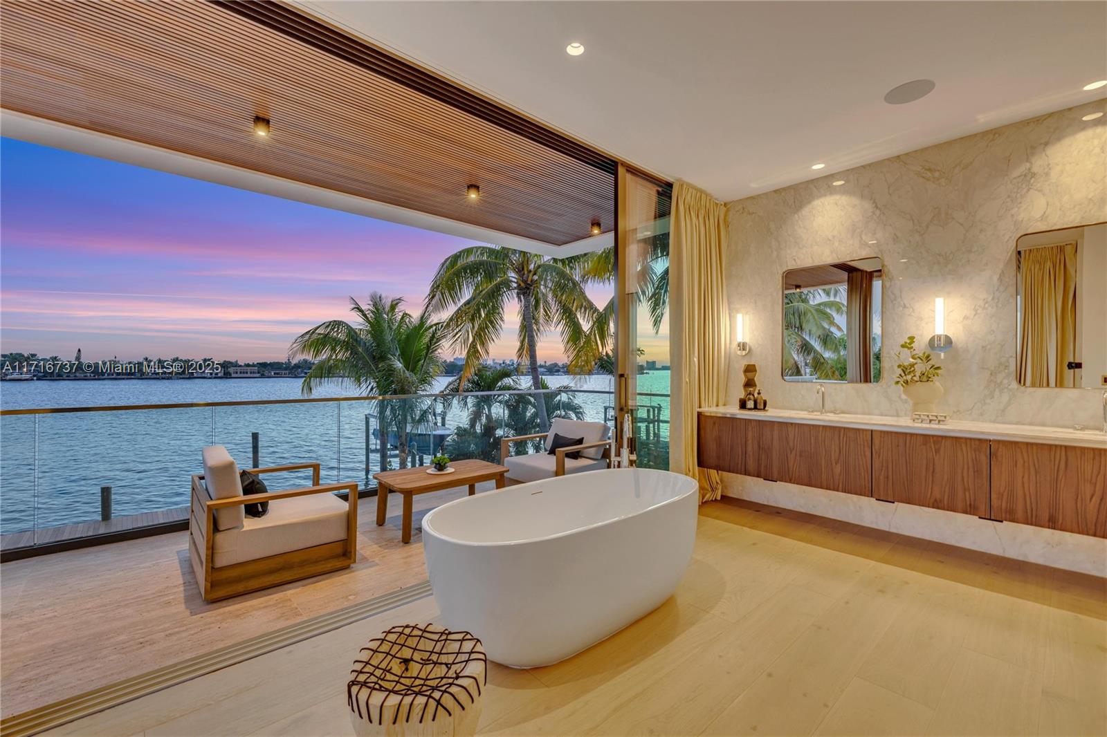 BISCAYNE BEACH-2ND ADDN - Residential