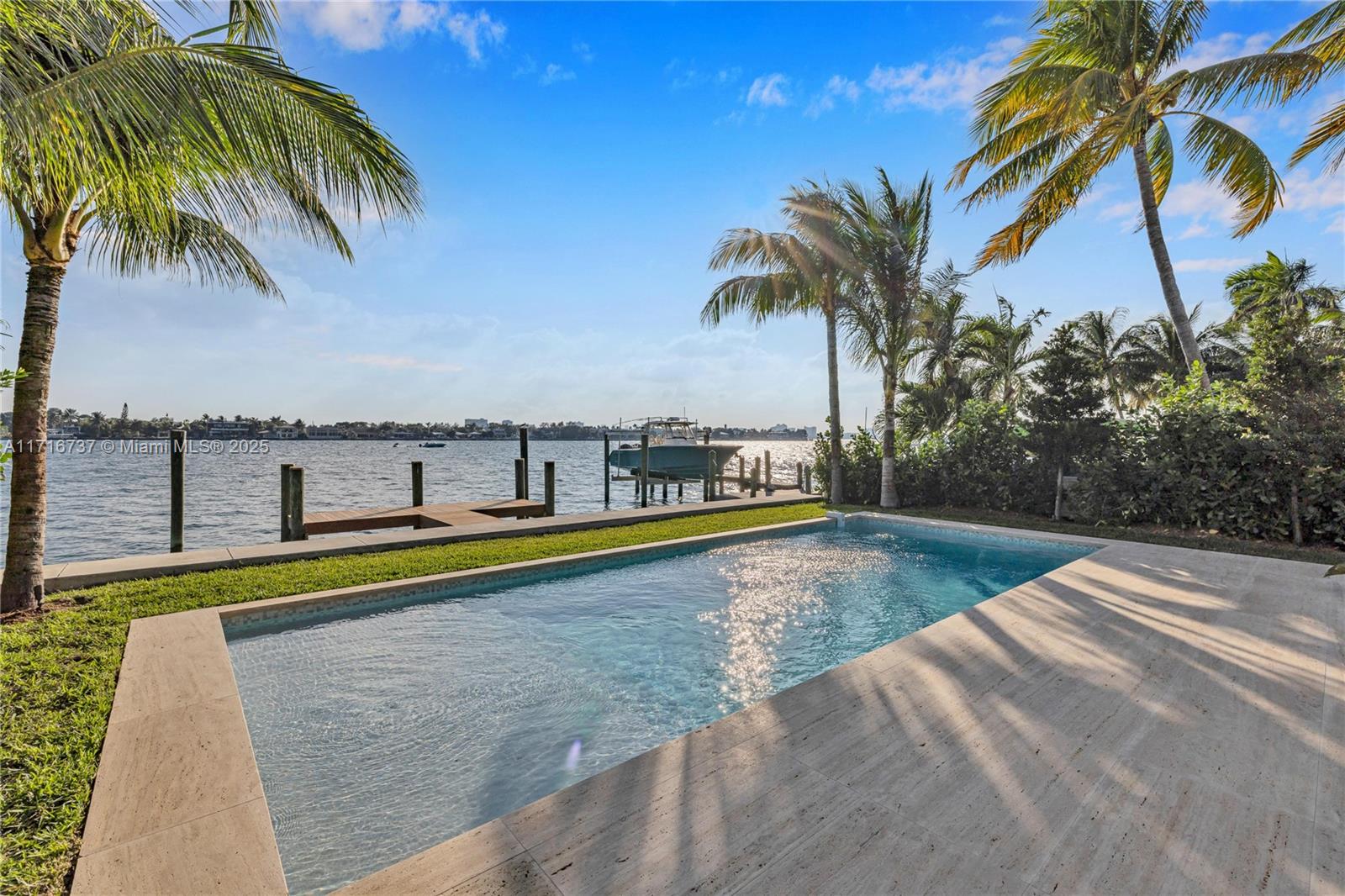 BISCAYNE BEACH-2ND ADDN - Residential