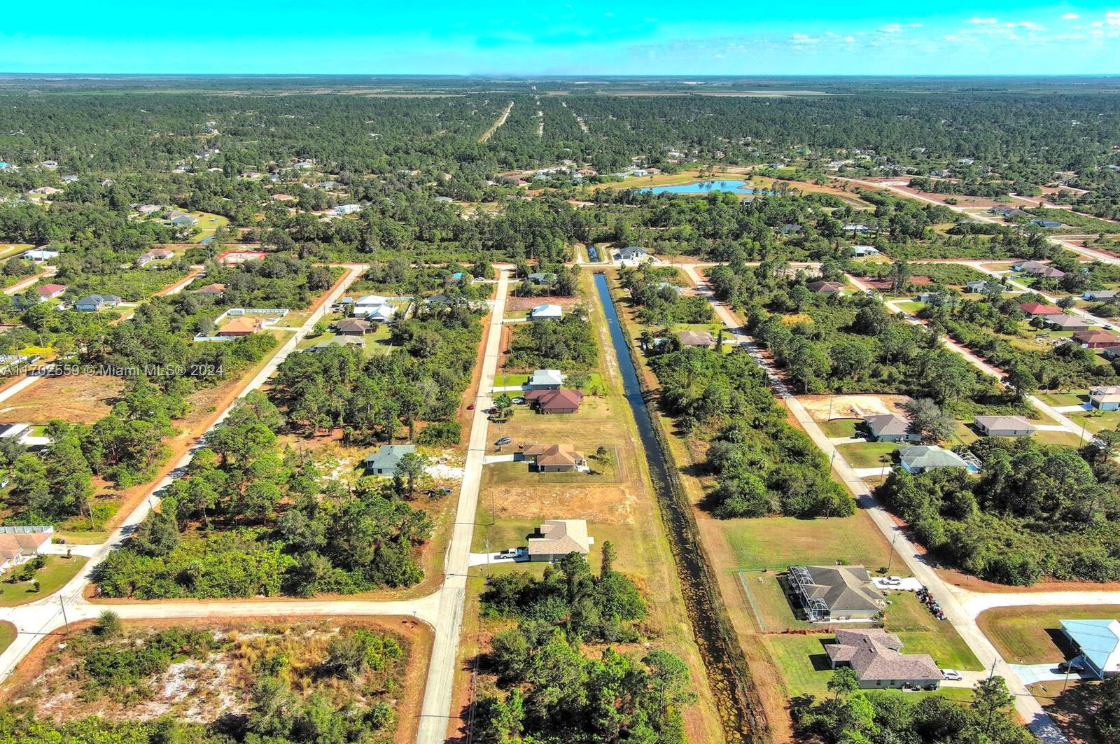 LEHIGH ACRES - Land