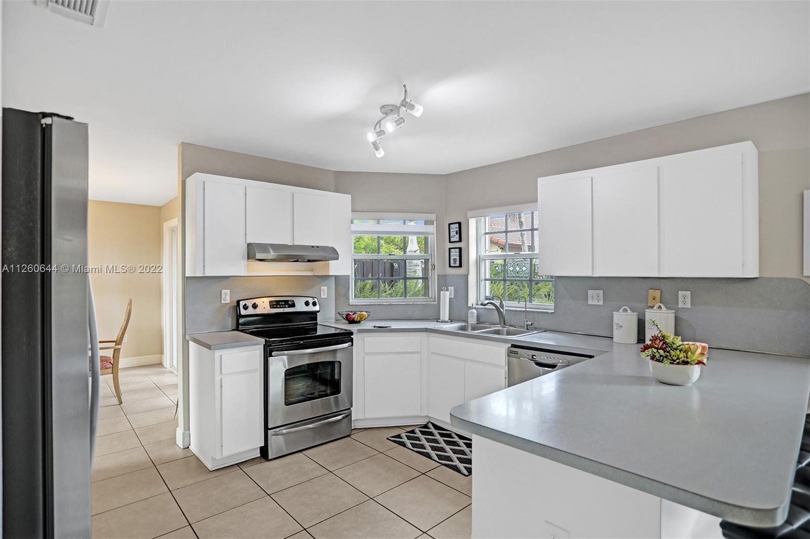 ADRIAN HOMES AT LAGO MAR - Residential