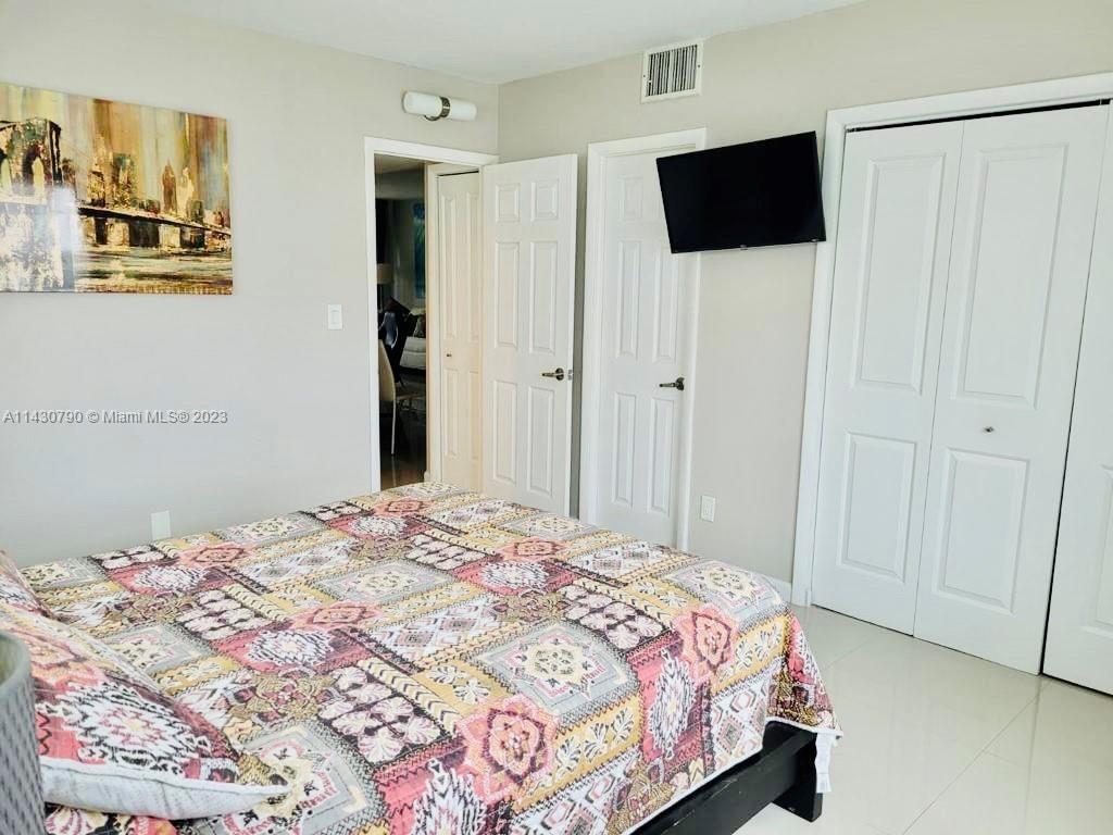 GOLDEN VIEW CONDO - Residential Lease