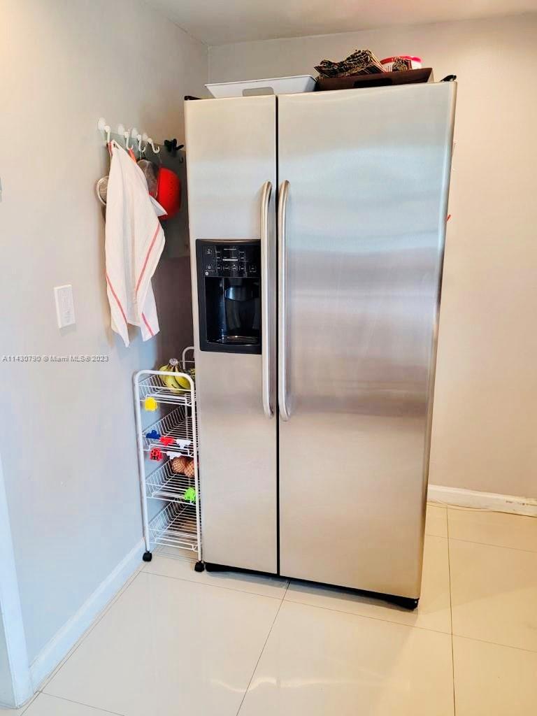 GOLDEN VIEW CONDO - Residential Lease