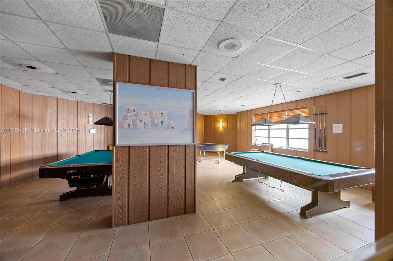 COMMODORE PLAZA CONDO - Residential