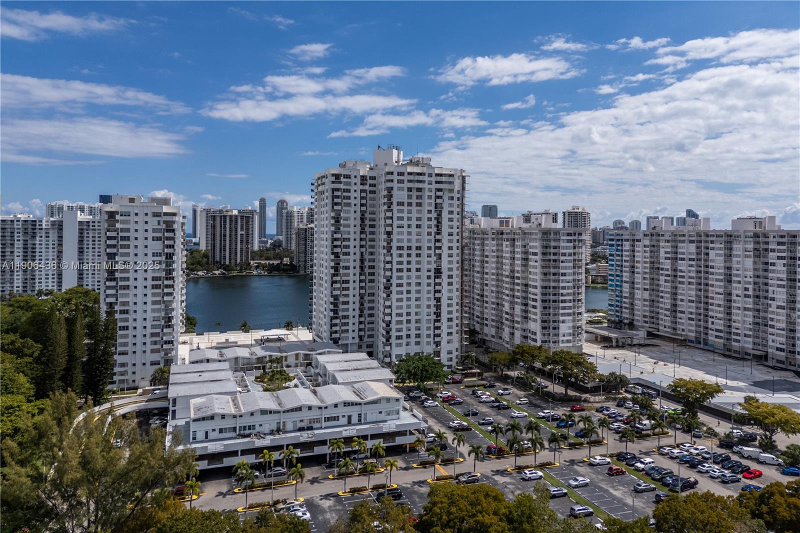 COMMODORE PLAZA CONDO - Residential