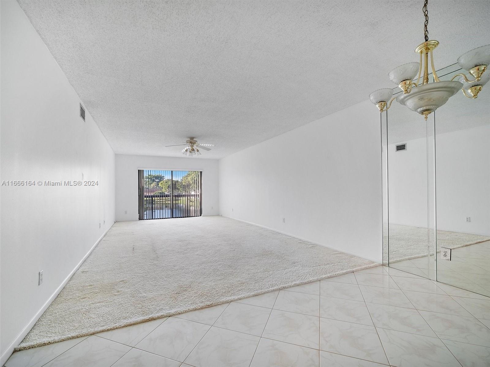 LAKES OF CARRIAGE HILLS - Residential