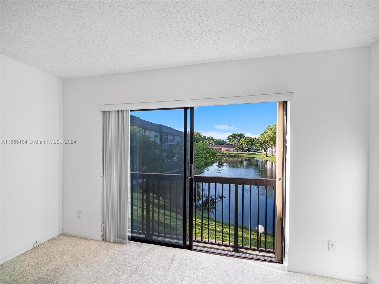 LAKES OF CARRIAGE HILLS - Residential