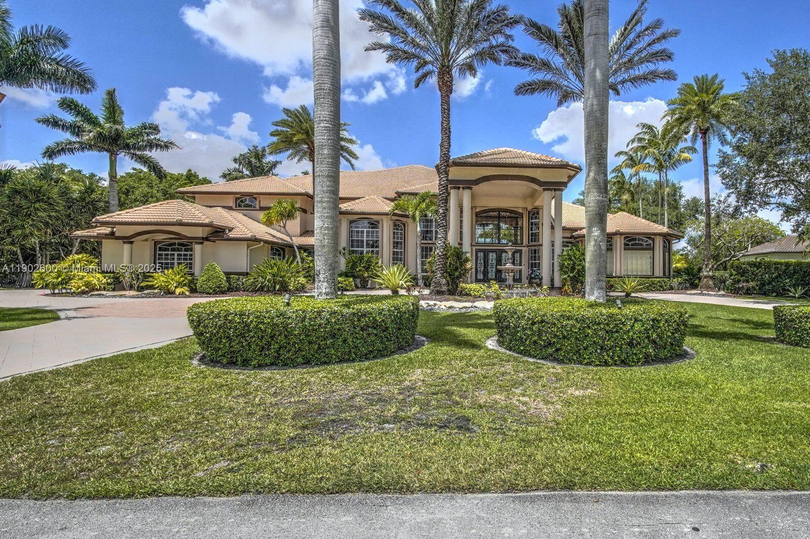 WINDMILL LAKE ESTATES - Residential