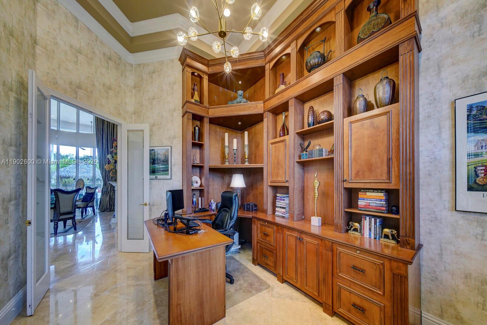 WINDMILL LAKE ESTATES - Residential