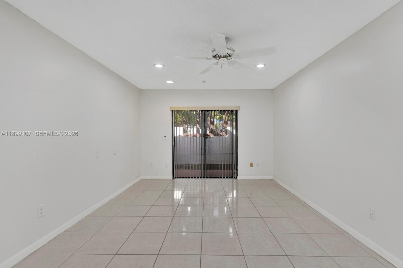 GLADES OF BOCA LAGO CONDO - Residential