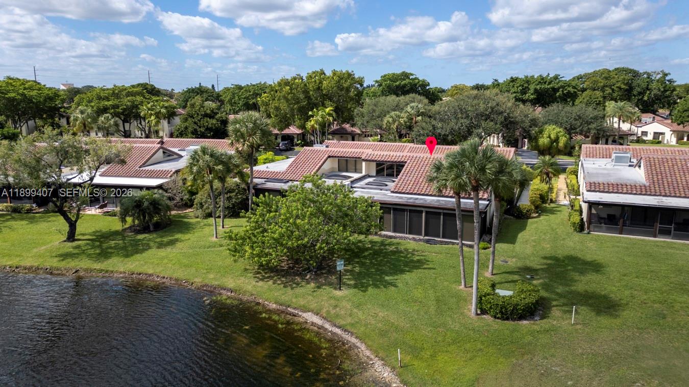 GLADES OF BOCA LAGO CONDO - Residential