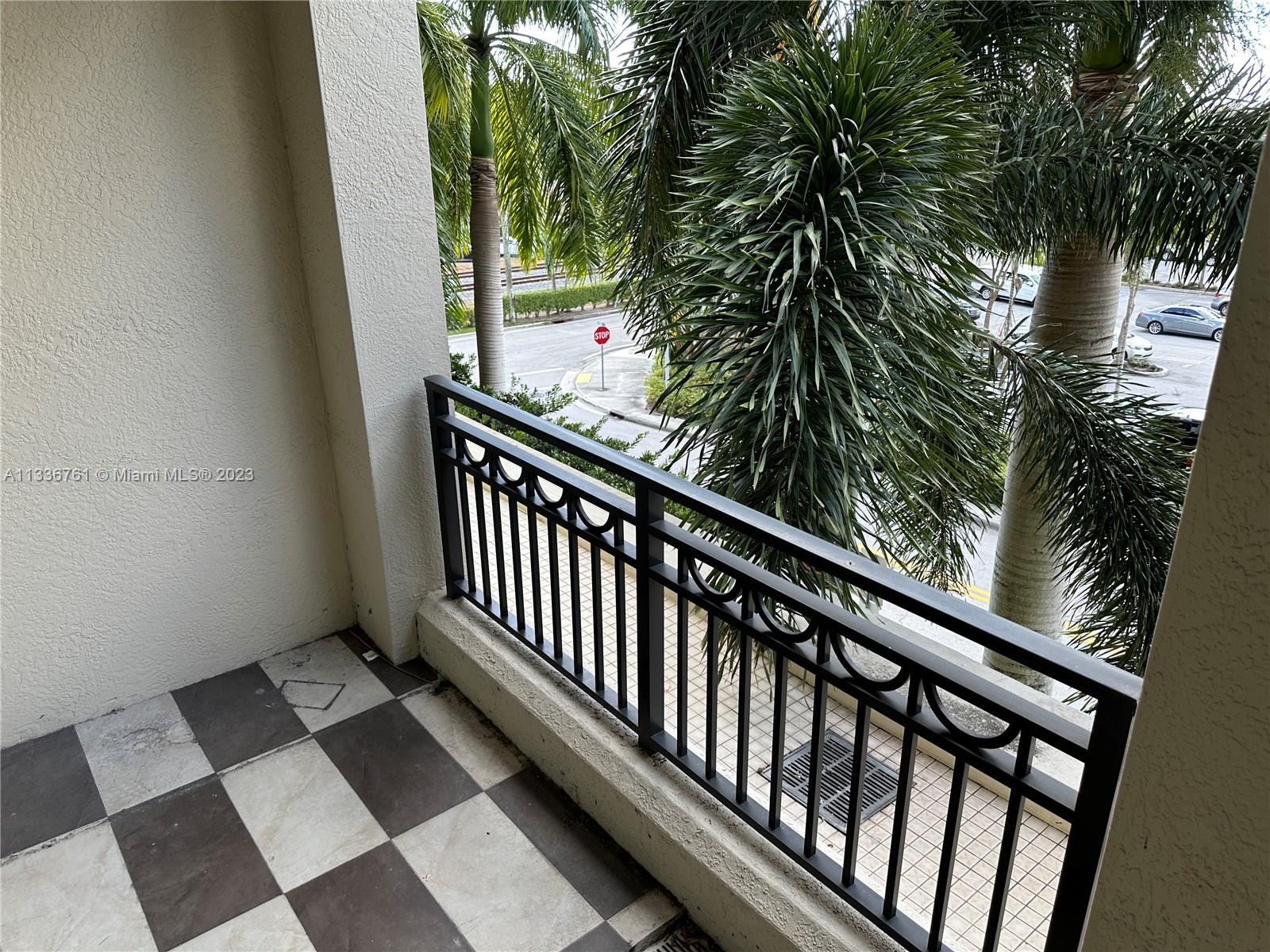 CITYPLACE SOUTH TOWER CON - Residential Lease