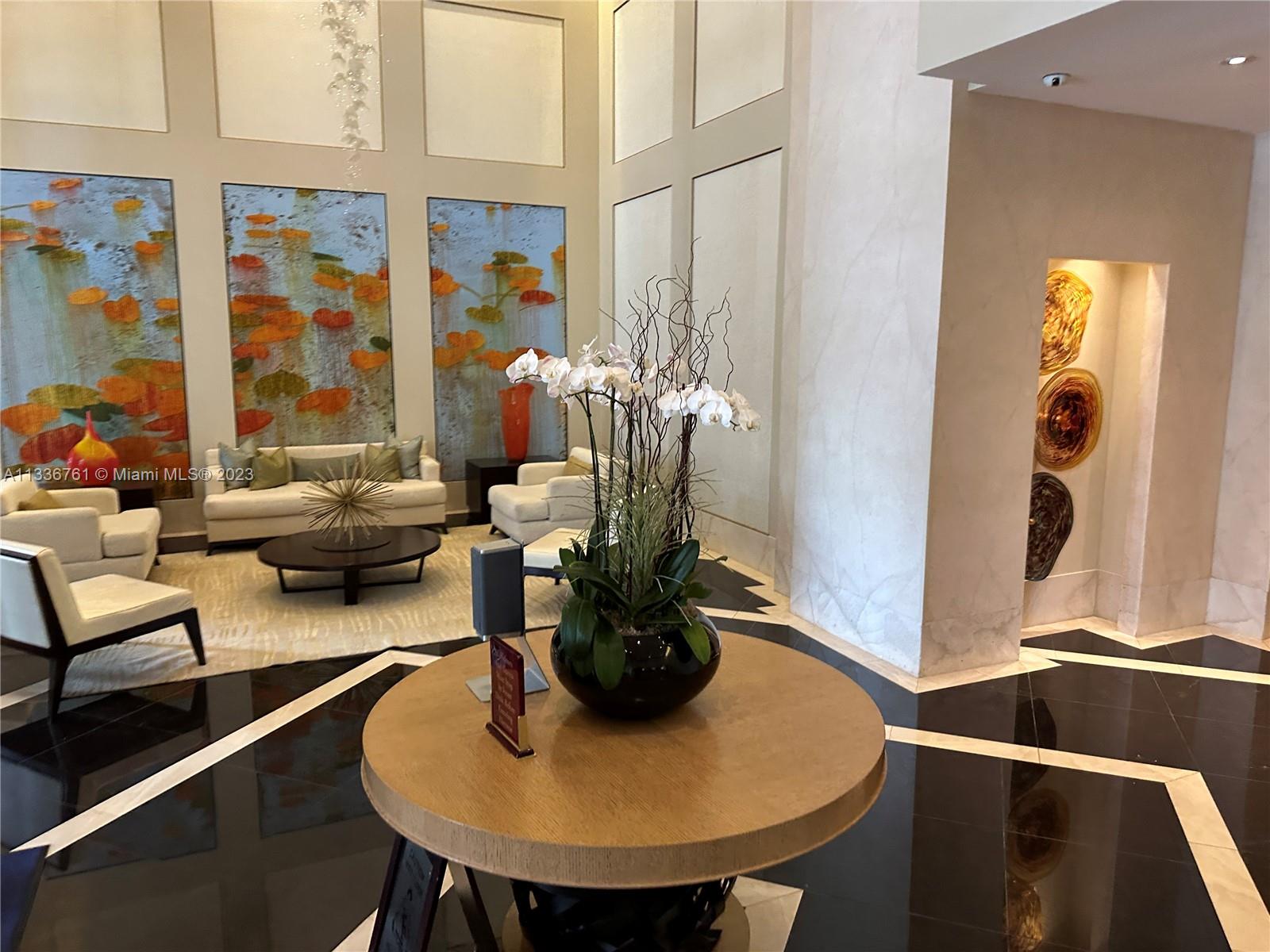 CITYPLACE SOUTH TOWER CON - Residential Lease