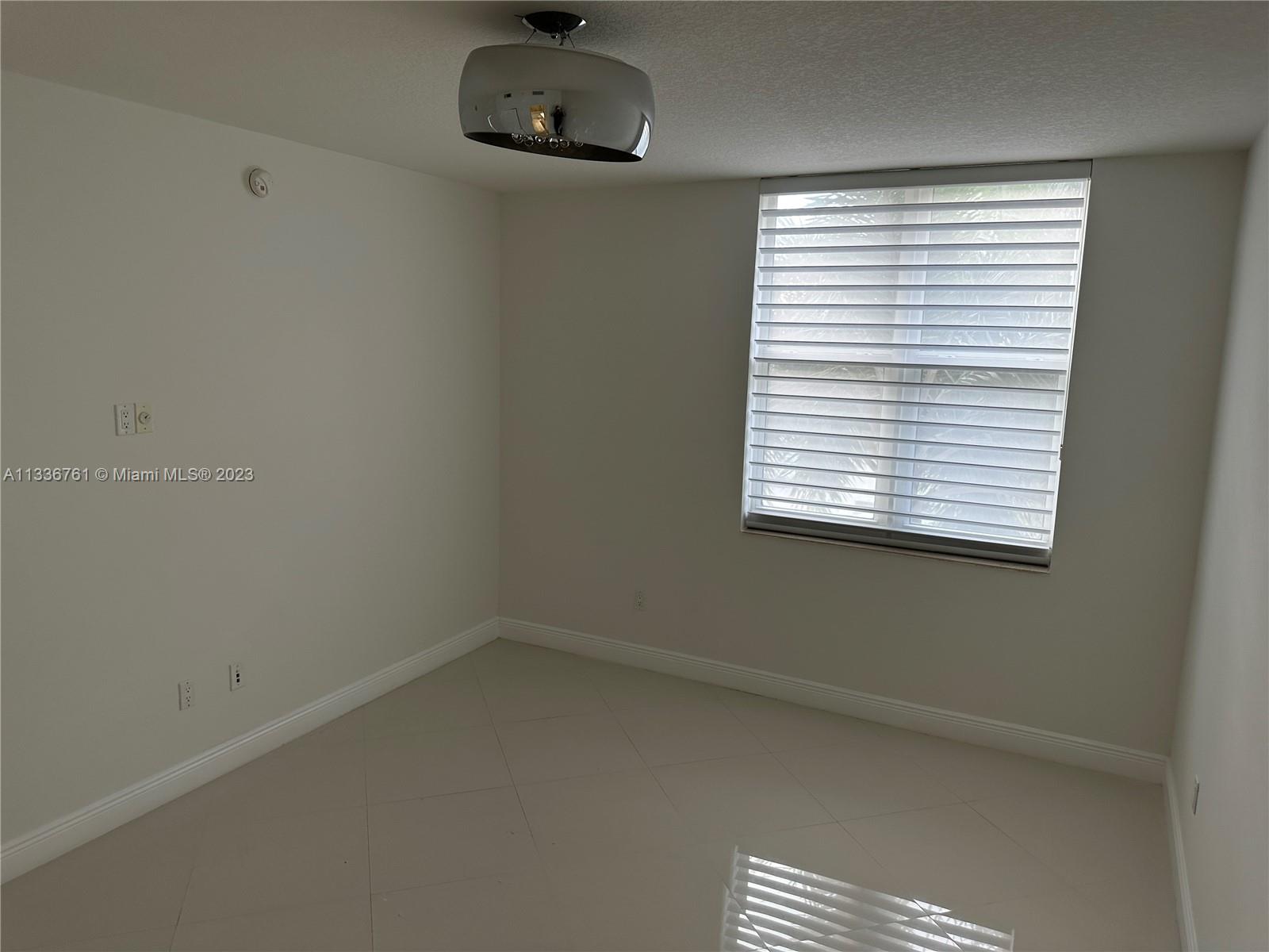 CITYPLACE SOUTH TOWER CON - Residential Lease
