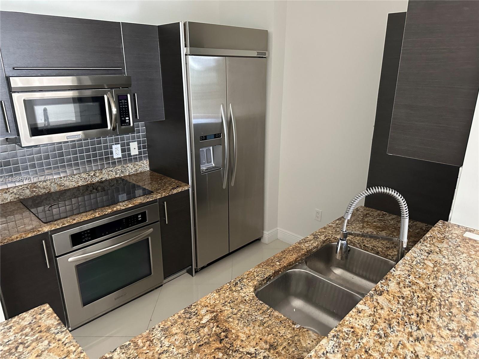 CITYPLACE SOUTH TOWER CON - Residential Lease